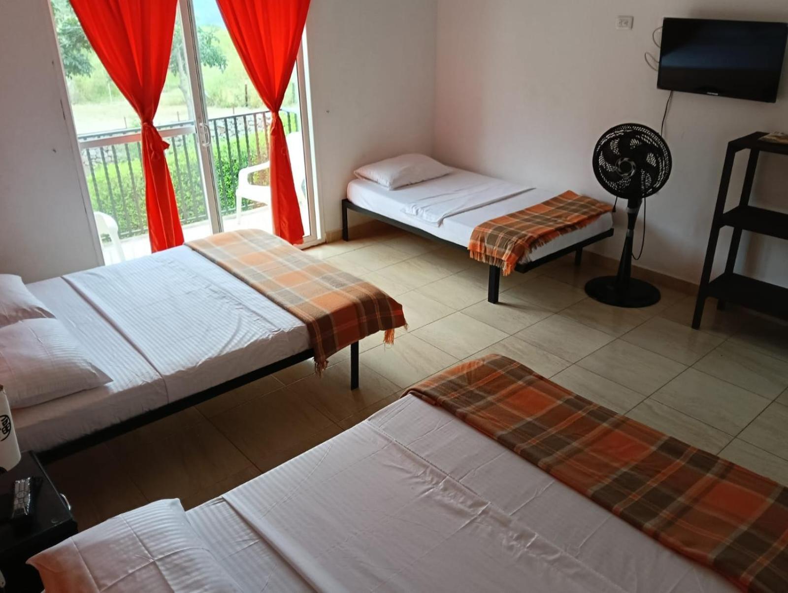 לה מסה Loma Linda Hotel De Naturaleza מראה חיצוני תמונה